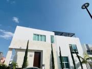 VENTA HERMOSA RESIDENCIA FRACC. DEL PILAR RESIENCIAL