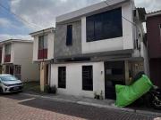 Venta hermosa y remodelada casa en Urb. Victoria Del...