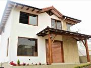 Venta Hermosas Casas 3 Dormitorios no adosadas Sector:... Venta Hermosas Casas 3 Dormitorios no adosadas Sector:...