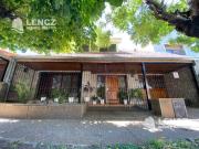 VENTA HERMOSO CHALET CON JARDIN/PARRILLA Y DTO 2 AMB AL...