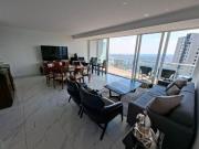 Venta hermoso iluminado depto en Bosque real five,...