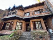 VENTA IMPORTANTE CASA 5 AMBIENTES PUNTA CHICA