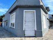 VENTA IMPORTANTE ESQUINA CASA 3 AMB. MAS LOCAL COMERCIAL