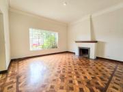 VENTA LINDA CASA DE 04 DORMITORIOS URB. SAN ANTONIO...