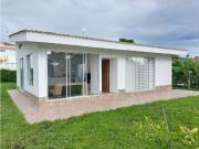 VENTA LINDA CASA EN EL MEJOR CONDOMINIO DE CHINAUTA...