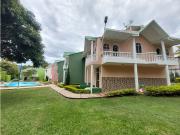 VENTA LINDISIMA CASA CAMPESTRE EN CHINAUTA CUNDINAMARCA