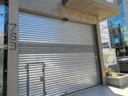 VENTA LOCAL A ESTRENAR SOBRE CALLE ALVEAR, QUILMES CENTRO