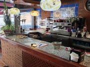 VENTA LOCAL ACONDICIONADO BAR CON FACILIDADES LA MITAD...