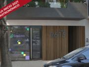 VENTA LOCAL AL FRENTE VIDRIADO. BELGRANO