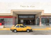 Venta Local Comercial en 2 plantas Plaza Comercial Alica...