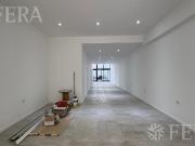 Venta local con toilette y patio en San Cristobal