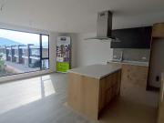 Venta LOFT 2 dormitorios, 2 parqueaderos *Tumbaco, YC