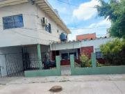 VENTA LOTE CON 2 CASAS Y PATIO, BERAZATEGUI