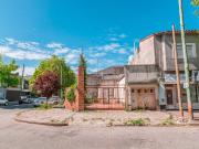 Venta Lote o casa a reciclar. Barrio La Perla