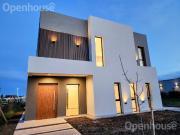 VENTA LUMINOSA CASA A ESTRENAR SANTA LUCIA PILAR DEL ESTE