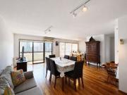 VENTA LUMINOSO PISO CON COCHERA NVA CORDOBA