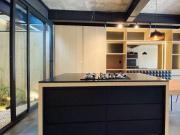 VENTA magnífica casa NUEVA en Lago Esmeralda