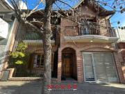 VENTA MATADEROS BARRIO NAON CASA 5 AMBIENTES PARQUE...