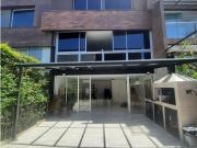Venta moderna CASA en Envigado con terraza y jacuzzi