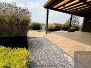 Venta moderno PH Lomas Country Interlomas con terrazas y...