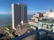 Venta moderno semipiso 4 amb. en Playa Varese
