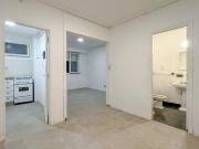 Venta Monoambiente al frente Plaza Colon