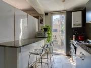 VENTA MONOAMBIENTE CON BALCON EN FLORES