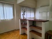 Venta monoambiente P 5ª a la calle Once. Mucha Luz