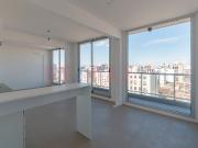 Venta Monserrat amb apaisado al Frente con Balcón