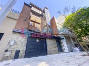 VENTA O ALQUILER CASA 5 AMB. CON PATIO, TZA, COCHERA Y...