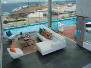 VENTA o ALQUILER de AMPLIA Y LUMINOSA CASA VISTA PANORAMICA