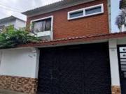 Venta o Alquiler de Casa en Guayacanes al Norte de... Venta o Alquiler de Casa en Guayacanes al Norte de...