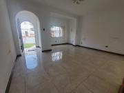 VENTA O ALQUILER DE CASA REMODELADA EN SAN ISIDRO