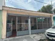 venta o renta casa 3 habitaciones y 2 baños cochera...