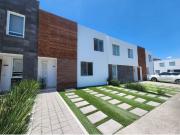 VENTA O RENTA CASA AMUEBLADA CONDOMINIO EL SILENCIO...