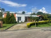 VENTA O RENTA CASA CAMPESTRE EN CONDOMINIO CERRITOS PEREIRA
