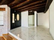 Venta o Renta Casa La Vista, Av Lomas Country