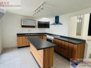 Venta o Renta de casa en condominio, Los Cizos,...