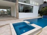 VENTA O RENTA DE ESPECTACULAR CASA NUEVA EN PARAISO...