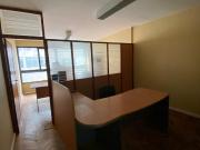 VENTA OFICINA AL FRENTE EDIFICIO OFICINAS CENTR0
