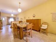 VENTA PERMUTA Casa 2 Dormitorios con patio y parrillero...