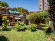 VENTA Casa de 3 dormitorios con cochera, quincho y...