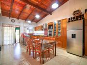 VENTA / PERMUTA Casa de 3 dormitorios, Jardín y Piscina....