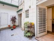 VENTA | PERMUTA Casa de 4 dormitorios. Con Local al...