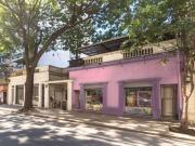 VENTA | PERMUTA Local a la calle mas casa de 4...