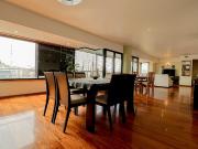 Venta Permuta Piso 5 Ambientes Cochera