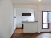 VENTA PH 2 AMBIENTES TERCER PISO POR ESCALERA