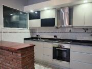 VENTA PH 3 AMB. EN LOMAS DEL MIRADOR CON QUINCHO