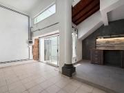 VENTA PH 3 AMBIENTES BERNAL CENTRO, TERRAZA PROPIA