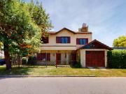 VENTA PH 3 AMBIENTES CON COCHERA BARRIO CAISAMAR